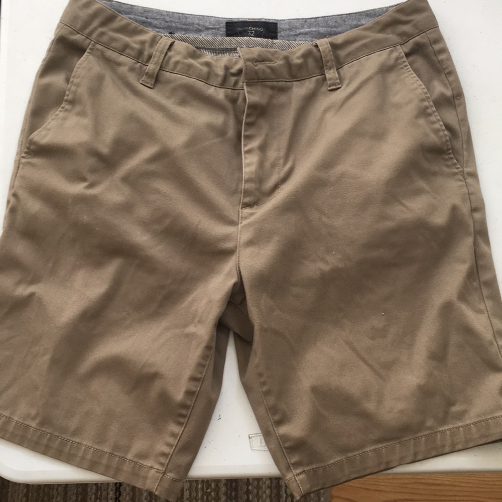 Blue Crown Slim Chino Khaki Shorts Waist Size 32 Lightly Used Ships Fast